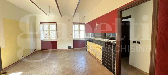 2 bedrooms House in Canale, Italy No. 151877 8