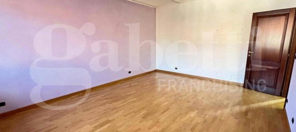 2 bedrooms House in Canale, Italy No. 151877 25