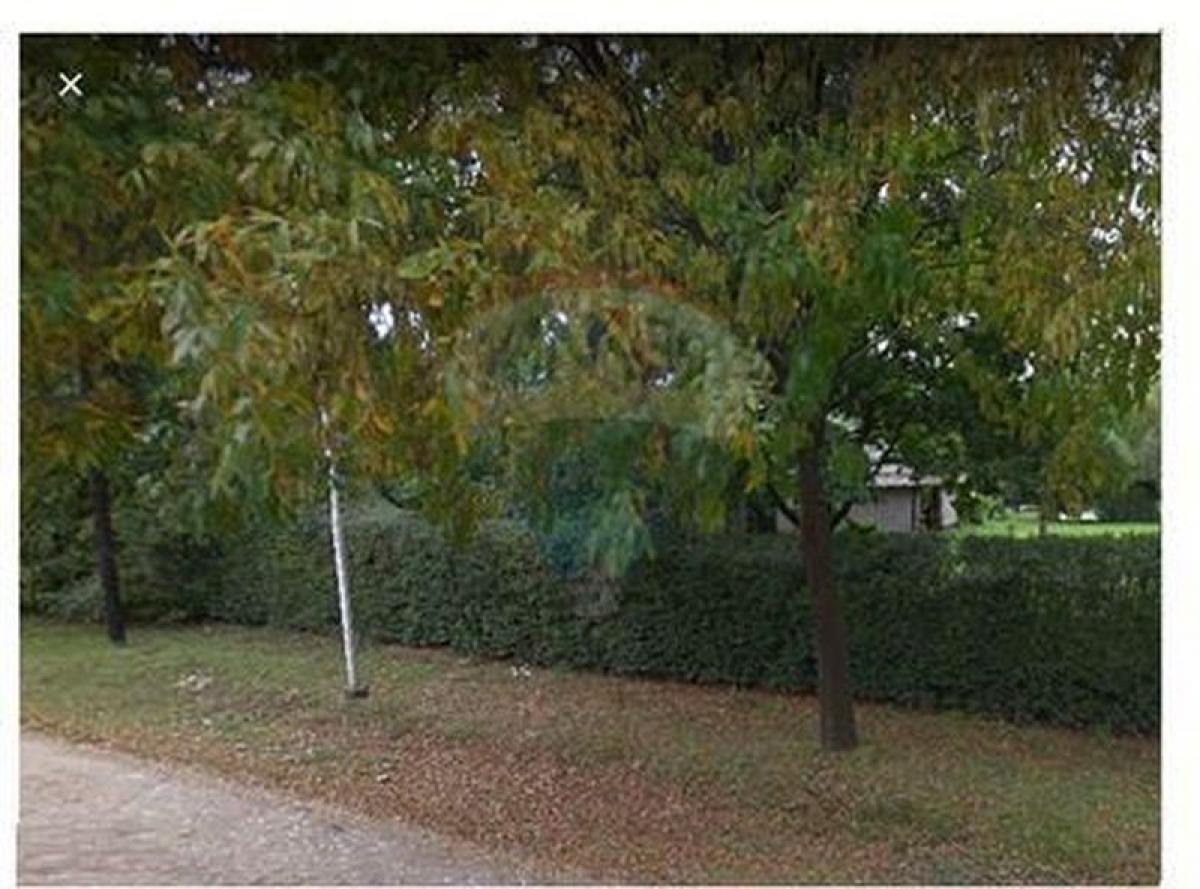 3 bedrooms Farm in Malvinas Argentinas, Argentina No. 44303