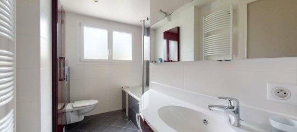 5 bedrooms House in Sainte-Genevieve-des-Bois, France No. 322656 10