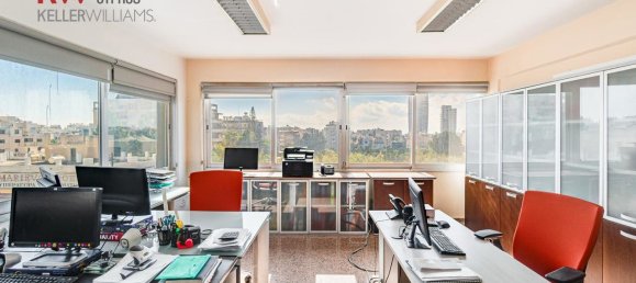 Oficina de 2 habitaciónes en Limassol, Cyprus No. 26373 5