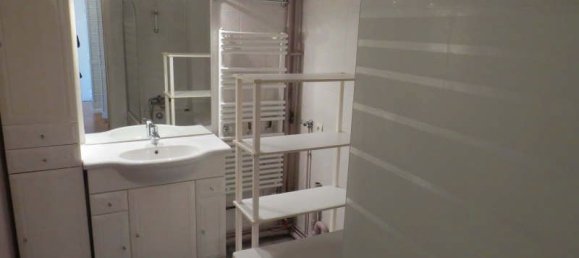 Studio in Maisons-Laffitte, France No. 177776 3