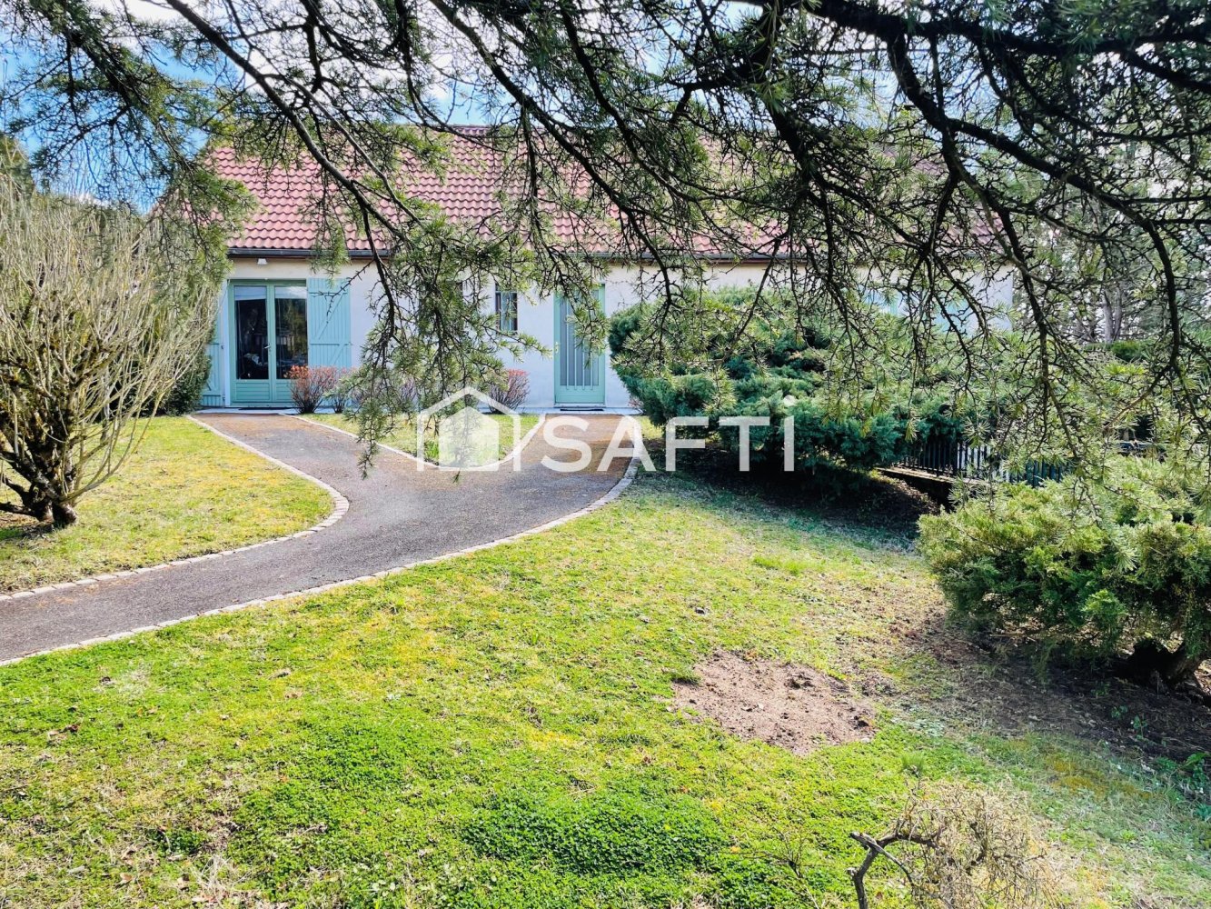 4 bedrooms House in Neuvy-sur-Loire, France No. 62222