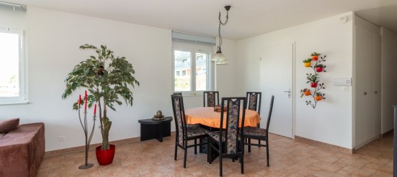 2 bedrooms Apartment in Sion, Switzerland No. 213 3