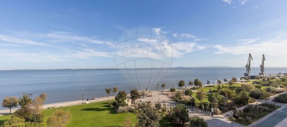 4 bedrooms Apartment in Lisbon, Portugal No. 130136 19