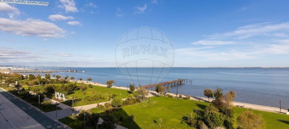 4 bedrooms Apartment in Lisbon, Portugal No. 130136 16