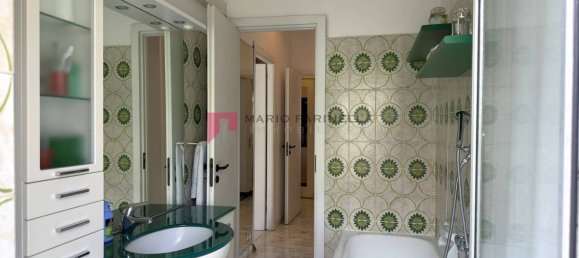 4 bedrooms Apartment in Genoa, Italy No. 313403 25