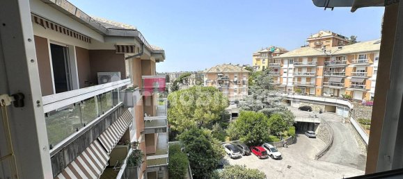 4 bedrooms Apartment in Genoa, Italy No. 313403 9