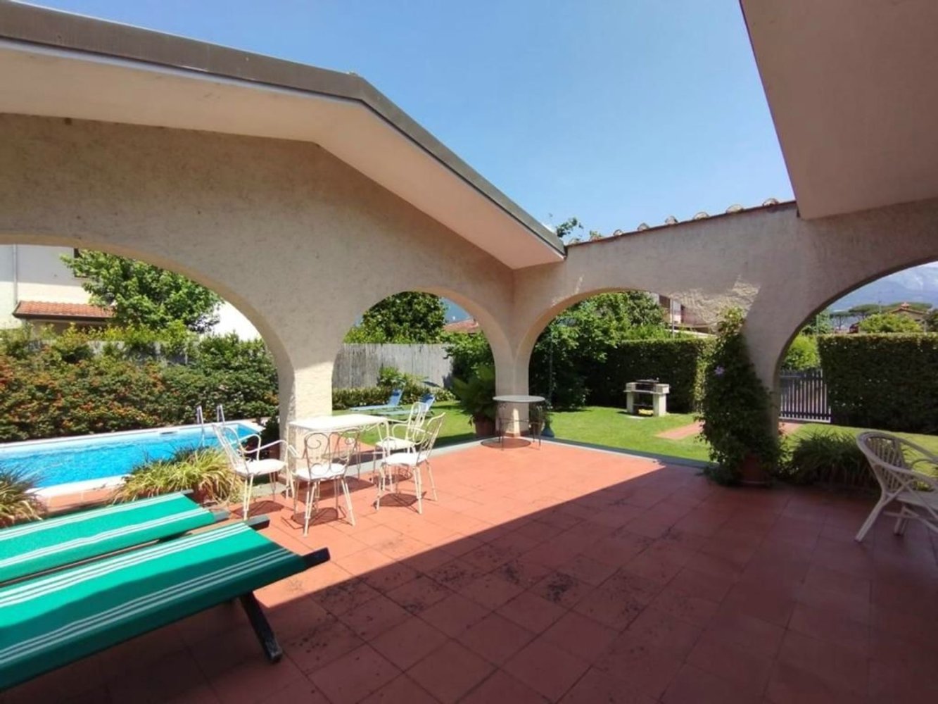 5 rooms Villa in Forte dei Marmi, Italy No. 36493