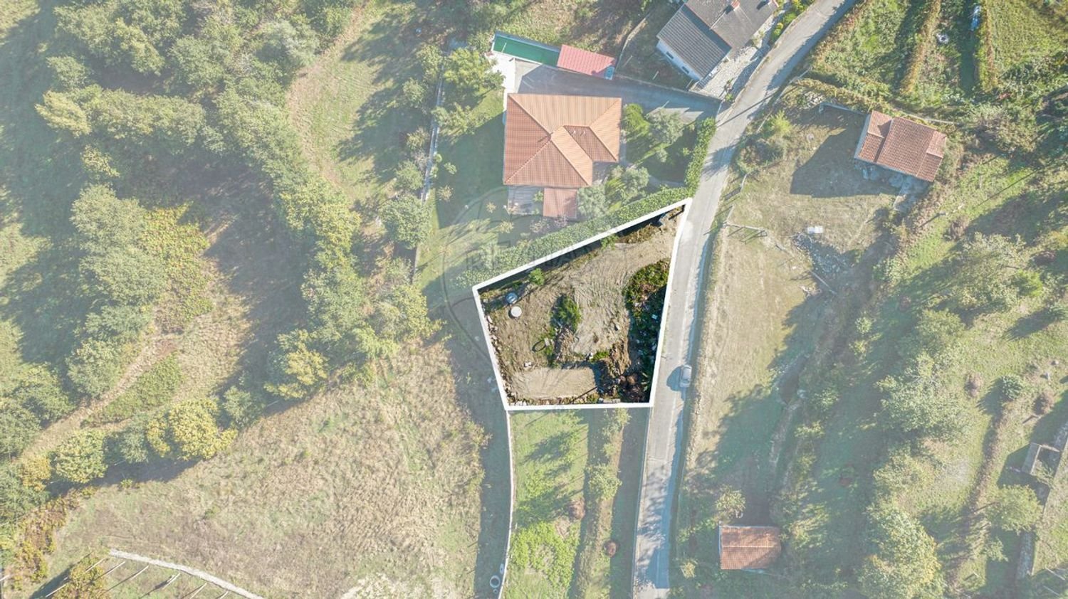 760m² Land in Garfe, Portugal No. 55064