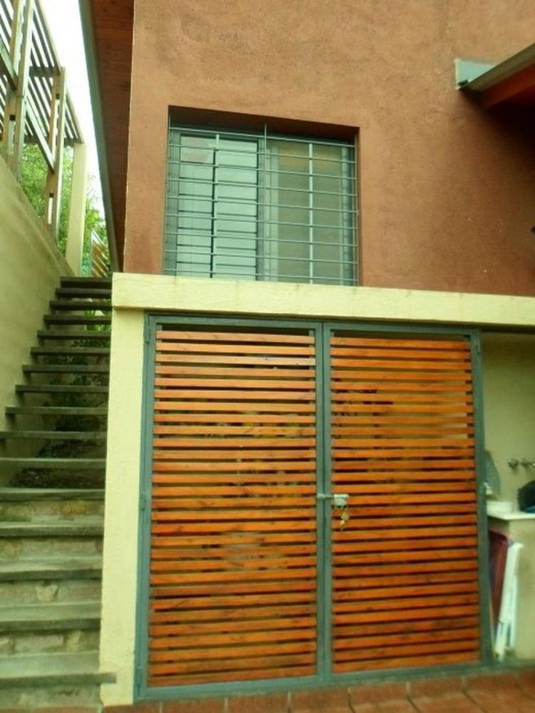 2 bedrooms House in Cordoba, Argentina No. 642