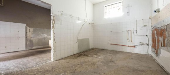 5 rooms Building in Misterbianco, Italy No. 112779 5