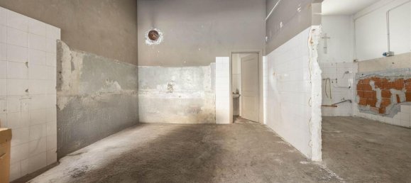 5 rooms Building in Misterbianco, Italy No. 112779 2