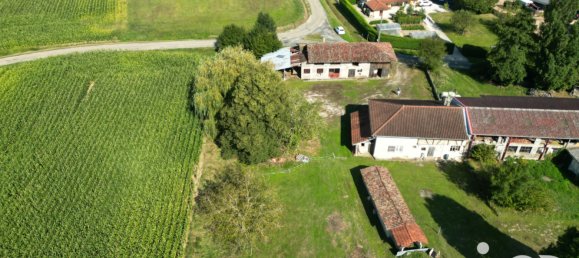 قطعة أرض في Polliat, France 1081متر مربع رقم 103918 3