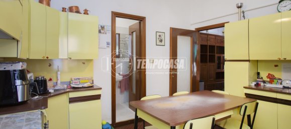 3 rooms Apartment in Milan, Italy No. 258146 20