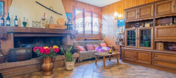 4 bedrooms Villa in Poviglio, Italy No. 270469 5