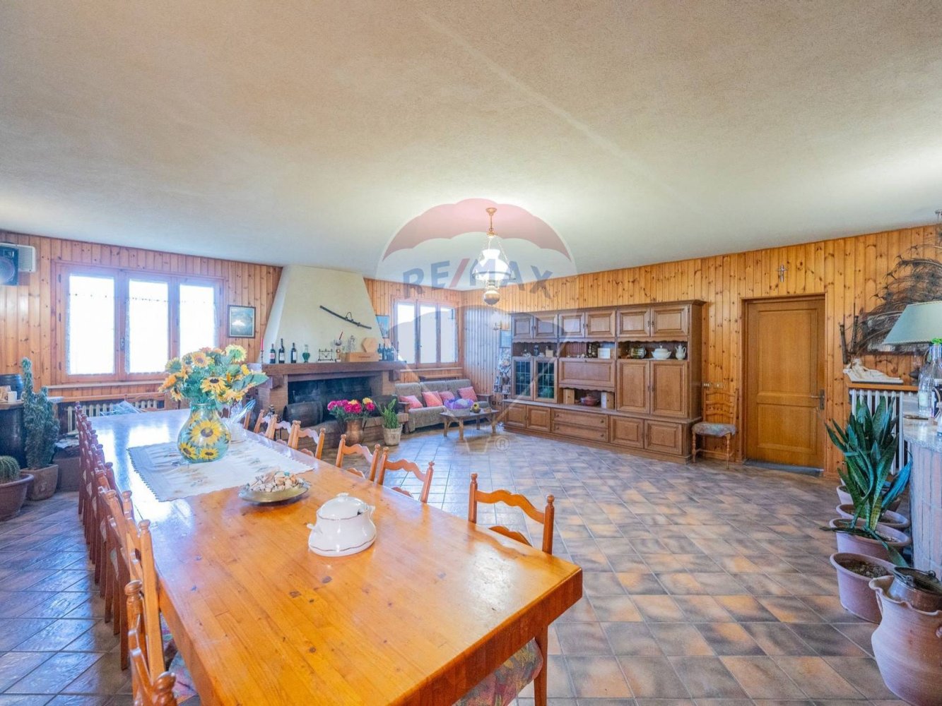 4 bedrooms Villa in Poviglio, Italy No. 270469