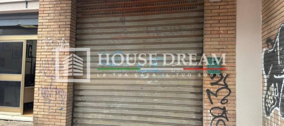 1 room Commercial property in Rome, Italy No. 328354 3