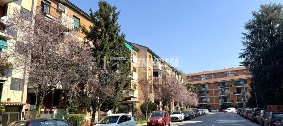 Apartamento T2 em Milan, Italy N.º 241005 15