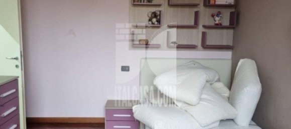 3 Schlafzimmer Haus in Mantua, Italy, Nr. 326542 21