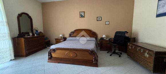 3 bedrooms Apartment in Giffoni Sei Casali, Italy No. 260857 9