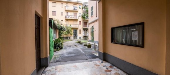 1 bedroom Apartment in Milan, Italy No. 324771 15