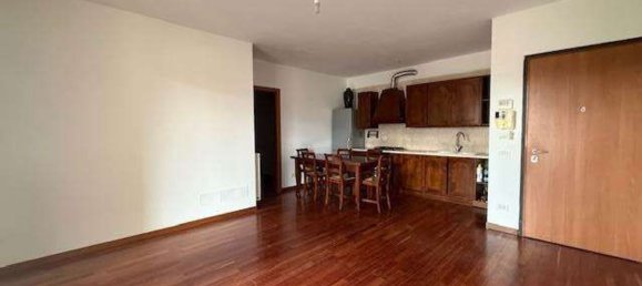 Apartamento de 3 dormitorios en Salzano, Italy No. 316012 2
