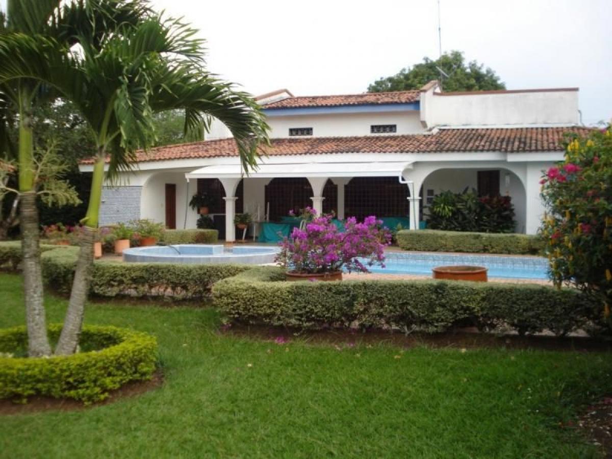 3 bedrooms House in Valle del Cauca, Colombia No. 8789