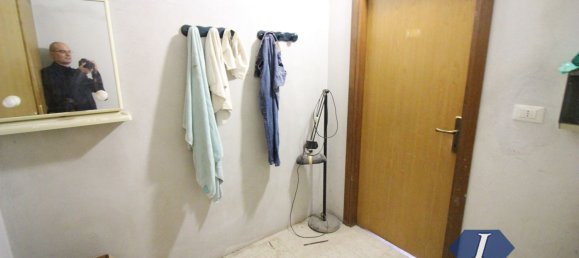 Lagerhaus in Caronno Pertusella, Italy 160m², Nr. 361235 11