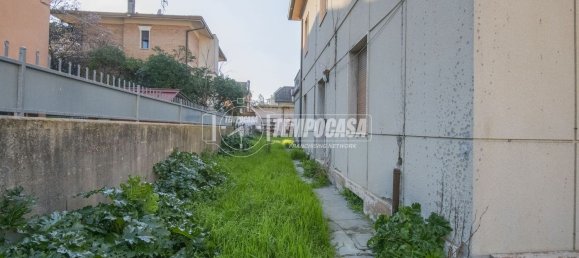 Дуплекс с 4 комнатами в Чезена, Италия № 260571 10