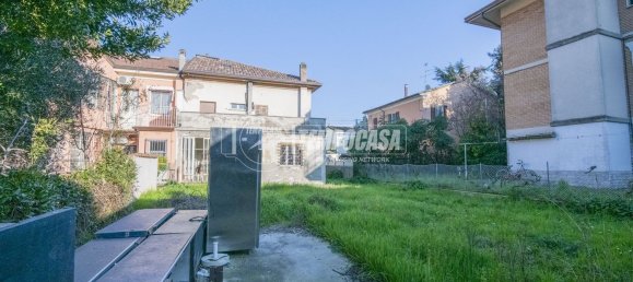 Дуплекс с 4 комнатами в Чезена, Италия № 260571 6