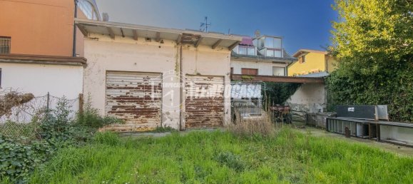 Дуплекс с 4 комнатами в Чезена, Италия № 260571 8