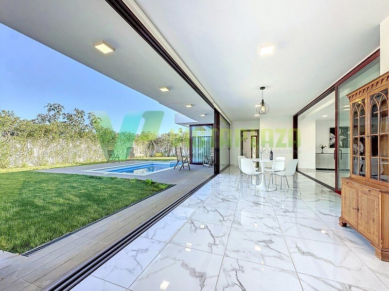 3 bedrooms Villa in Lagos, Portugal No. 139896