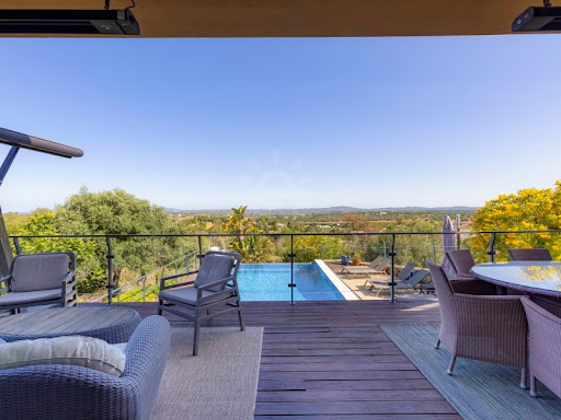 4 bedrooms Villa in Silves, Portugal No. 225963