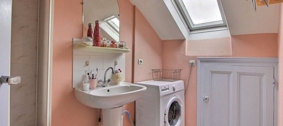 4 rooms Apartment in Tours, France No. 84494 6