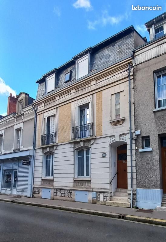 4 rooms Apartment in Tours, France No. 84494