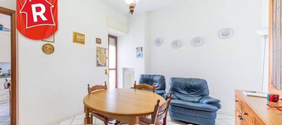 Квартира с 4 спальнями в Лечче, Италия № 98026 22