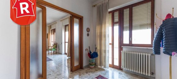 Квартира с 4 спальнями в Лечче, Италия № 98026 2