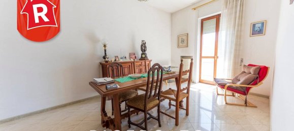 Квартира с 4 спальнями в Лечче, Италия № 98026 16