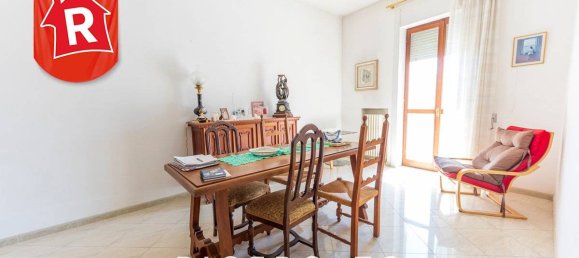 Квартира с 4 спальнями в Лечче, Италия № 98026 17