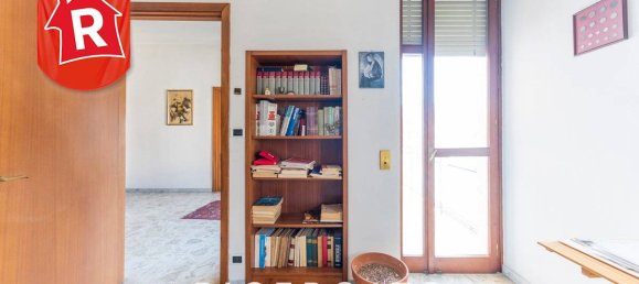 Квартира с 4 спальнями в Лечче, Италия № 98026 5