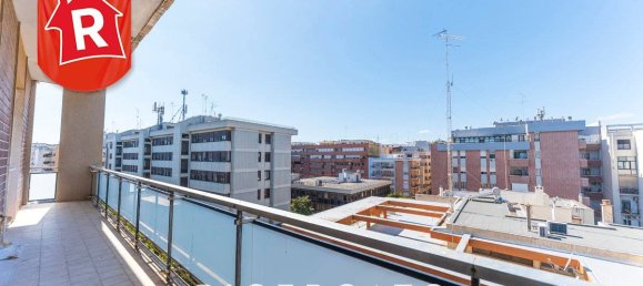 Квартира с 4 спальнями в Лечче, Италия № 98026 35