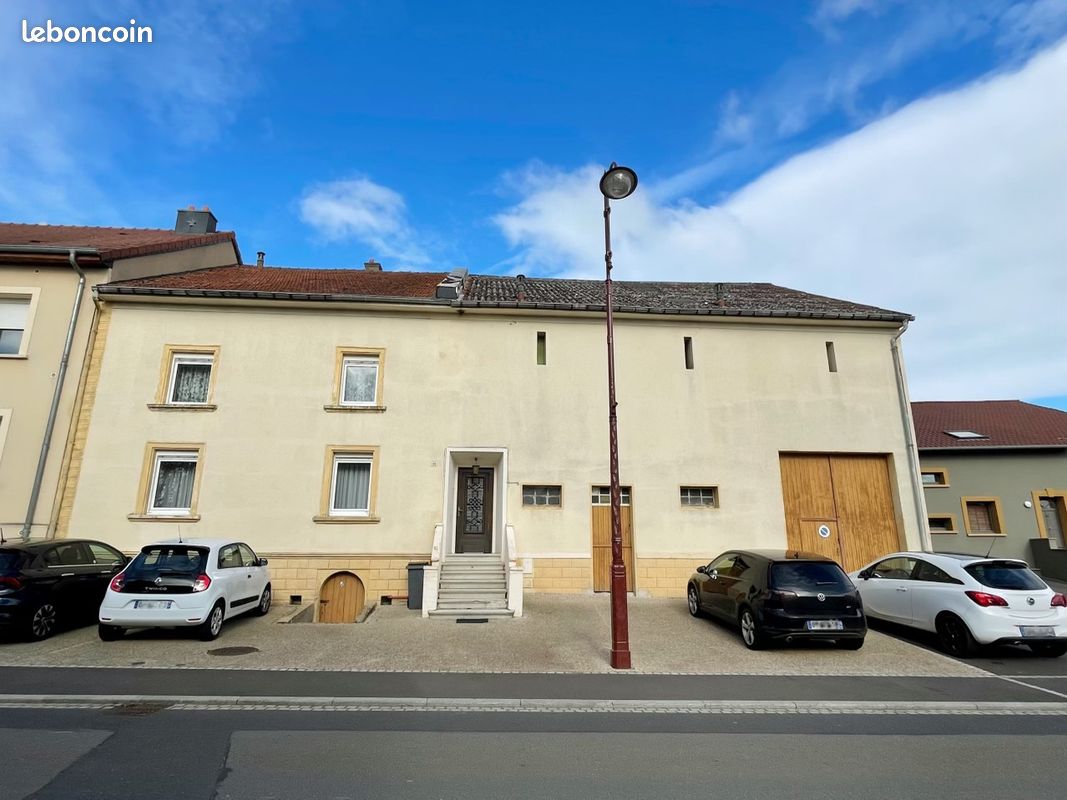 5 Schlafzimmer Haus in Boust, France, Nr. 235948