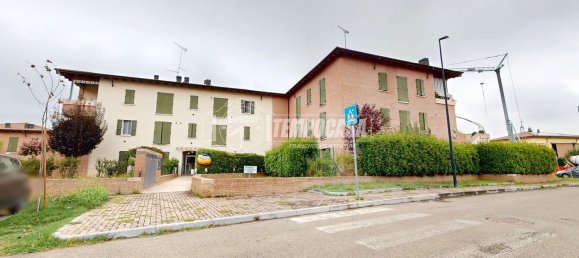 3 bedrooms Duplex in Valsamoggia, Italy No. 380281 2