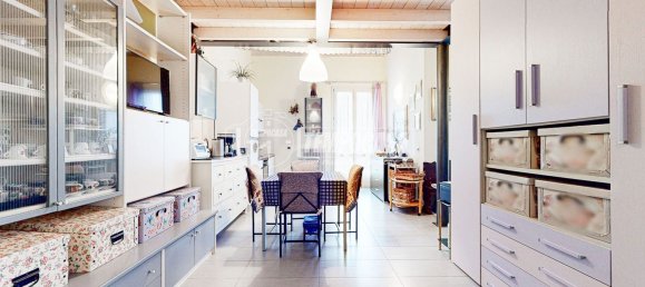 3 bedrooms Duplex in Valsamoggia, Italy No. 380281 4