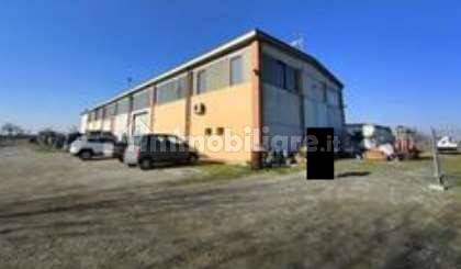 1 room Commercial property in Parma, Italy No. 371826