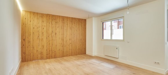Apartamento de 2 dormitorios en Madrid, Spain No. 172082 6