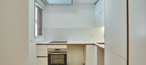 Apartamento de 2 dormitorios en Madrid, Spain No. 172082 14