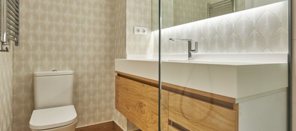 Apartamento de 2 dormitorios en Madrid, Spain No. 172082 25