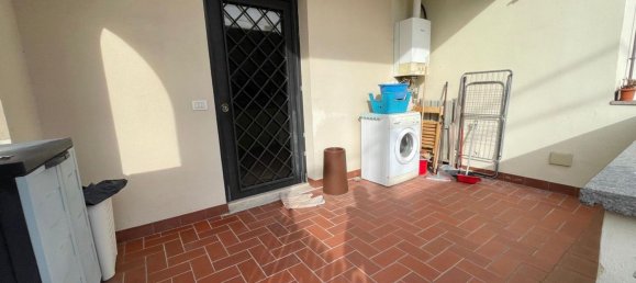 2 rooms Apartment in Rome, Italy No. 170085 14